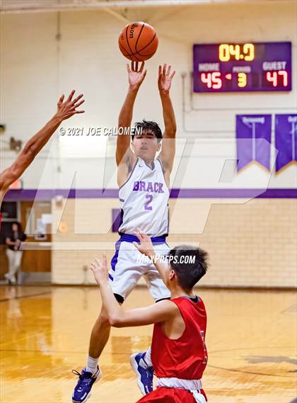 Thumbnail 3 in Lee vs Brackenridge (SAISD Boys Basketball Tournament) photogallery.