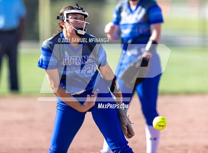 Thumbnail 3 in Papillion-LaVista South vs. Blair photogallery.
