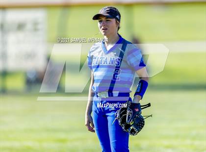 Thumbnail 3 in Papillion-LaVista South vs. Blair photogallery.