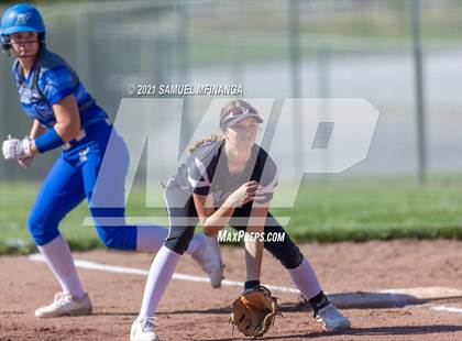 Thumbnail 3 in Papillion-LaVista South vs. Blair photogallery.