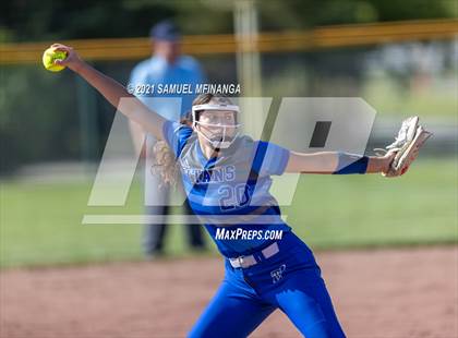 Thumbnail 2 in Papillion-LaVista South vs. Blair photogallery.