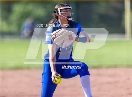 Thumbnail 1 in Papillion-LaVista South vs. Blair photogallery.