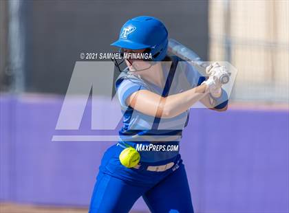 Thumbnail 2 in Papillion-LaVista South vs. Blair photogallery.