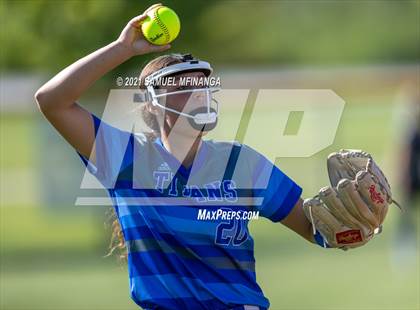 Thumbnail 3 in Papillion-LaVista South vs. Blair photogallery.