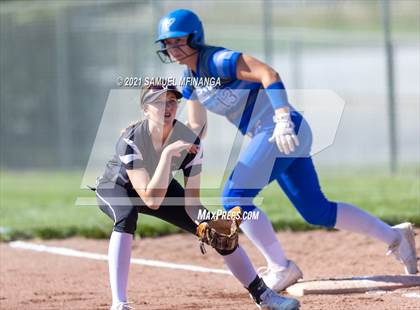 Thumbnail 2 in Papillion-LaVista South vs. Blair photogallery.