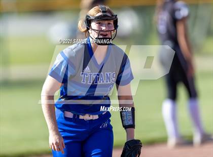 Thumbnail 2 in Papillion-LaVista South vs. Blair photogallery.