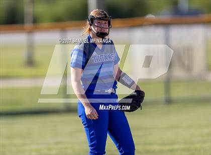 Thumbnail 3 in Papillion-LaVista South vs. Blair photogallery.