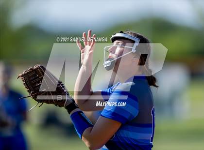 Thumbnail 3 in Papillion-LaVista South vs. Blair photogallery.
