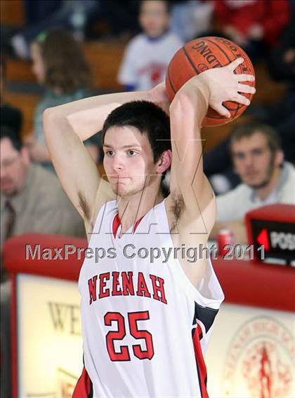 Thumbnail 1 in Oshkosh North @ Neenah photogallery.