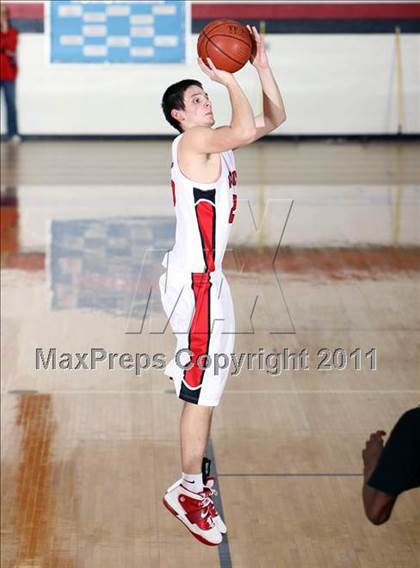 Thumbnail 3 in Oshkosh North @ Neenah photogallery.