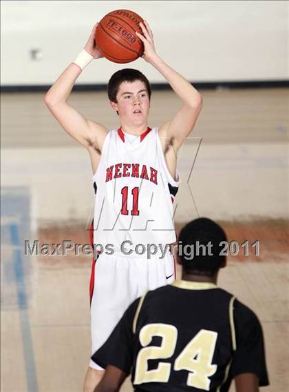 Thumbnail 2 in Oshkosh North @ Neenah photogallery.