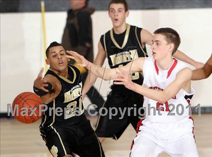 Thumbnail 3 in Oshkosh North @ Neenah photogallery.