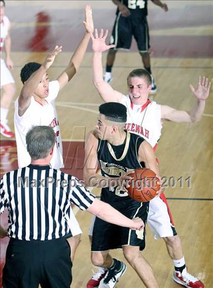 Thumbnail 2 in Oshkosh North @ Neenah photogallery.