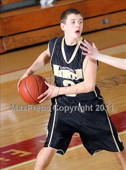 Thumbnail 3 in Oshkosh North @ Neenah photogallery.