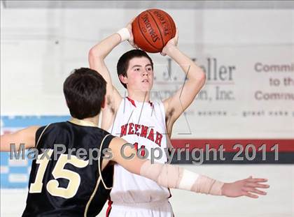 Thumbnail 2 in Oshkosh North @ Neenah photogallery.