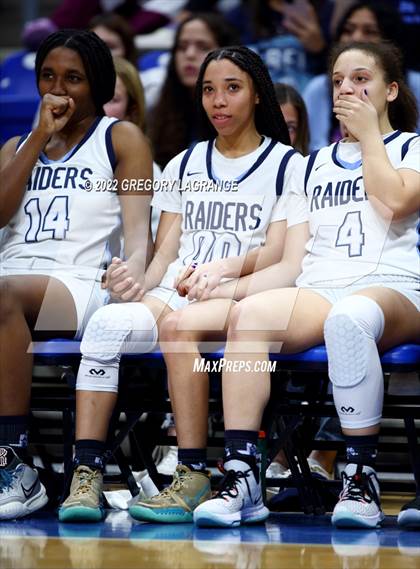 Thumbnail 2 in Trinity vs Bell (UIL 6A Regional Quarterfinal) photogallery.