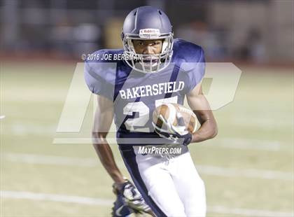 Thumbnail 3 in Frontier @ Bakersfield photogallery.