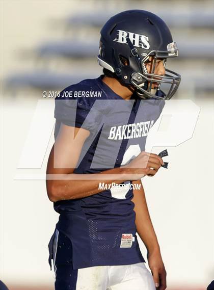 Thumbnail 3 in Frontier @ Bakersfield photogallery.