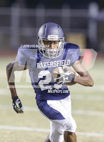 Thumbnail 2 in Frontier @ Bakersfield photogallery.