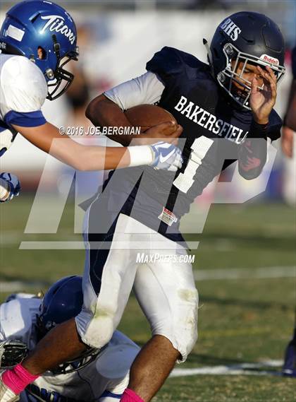 Thumbnail 3 in Frontier @ Bakersfield photogallery.