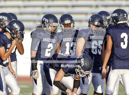 Thumbnail 3 in Frontier @ Bakersfield photogallery.