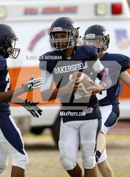 Thumbnail 1 in Frontier @ Bakersfield photogallery.
