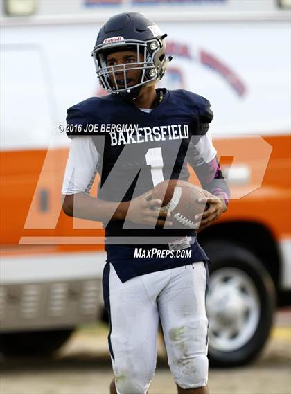 Thumbnail 2 in Frontier @ Bakersfield photogallery.