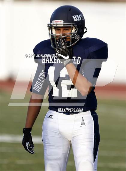 Thumbnail 2 in Frontier @ Bakersfield photogallery.