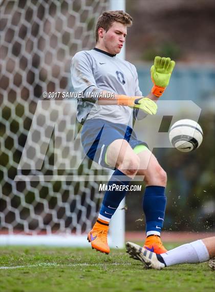 Thumbnail 3 in Brentwood School vs Viewpoint photogallery.
