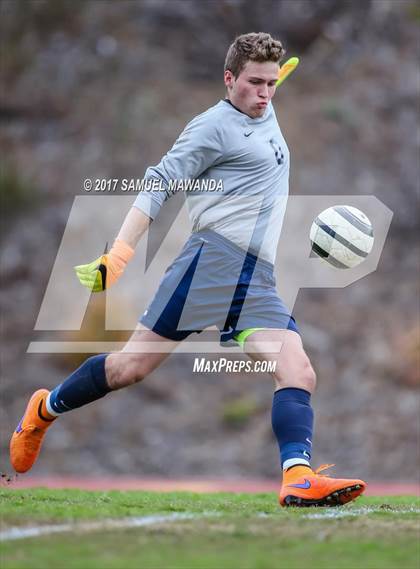 Thumbnail 2 in Brentwood School vs Viewpoint photogallery.