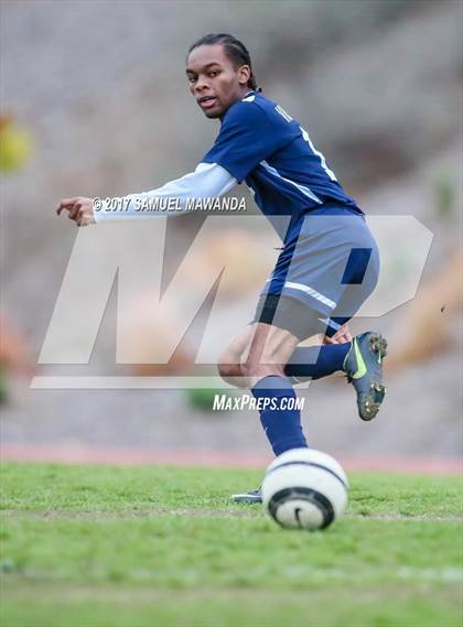 Thumbnail 3 in Brentwood School vs Viewpoint photogallery.