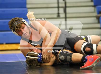 Thumbnail 2 in Dayspring Christian Academy vs Sterling (Resurrection Christian Tri) photogallery.