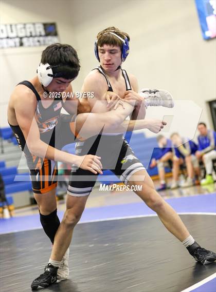 Thumbnail 2 in Dayspring Christian Academy vs Sterling (Resurrection Christian Tri) photogallery.