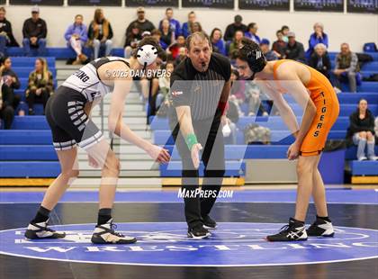 Thumbnail 2 in Dayspring Christian Academy vs Sterling (Resurrection Christian Tri) photogallery.