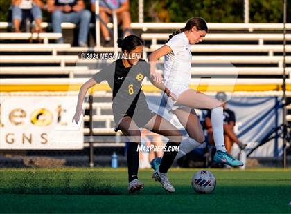 Thumbnail 3 in JV: Mount Notre Dame @ Centerville photogallery.