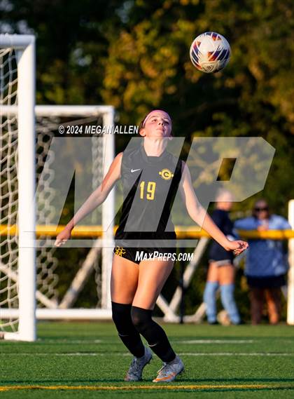 Thumbnail 2 in JV: Mount Notre Dame @ Centerville photogallery.