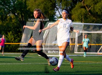 Thumbnail 3 in JV: Mount Notre Dame @ Centerville photogallery.