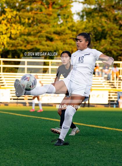 Thumbnail 3 in JV: Mount Notre Dame @ Centerville photogallery.