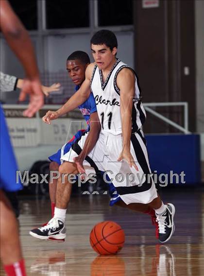 Thumbnail 2 in Clark vs Duncanville (McDonald's Texas Invitational) photogallery.