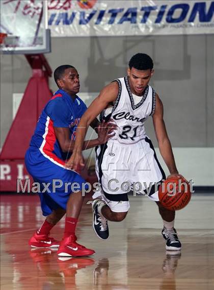 Thumbnail 1 in Clark vs Duncanville (McDonald's Texas Invitational) photogallery.