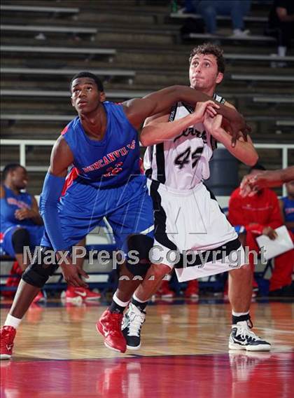 Thumbnail 3 in Clark vs Duncanville (McDonald's Texas Invitational) photogallery.