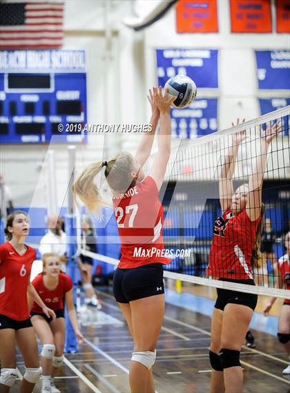 Thumbnail 1 in Mineola vs. South Side (Long Beach Invitational) photogallery.