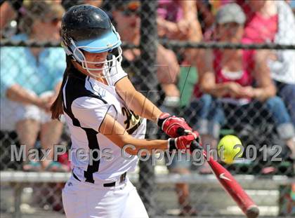 Thumbnail 2 in Linden vs. Hughson (CIF SJS D5 Final) photogallery.