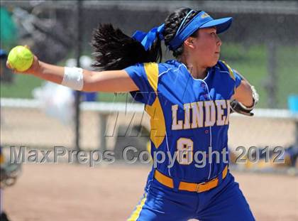 Thumbnail 2 in Linden vs. Hughson (CIF SJS D5 Final) photogallery.