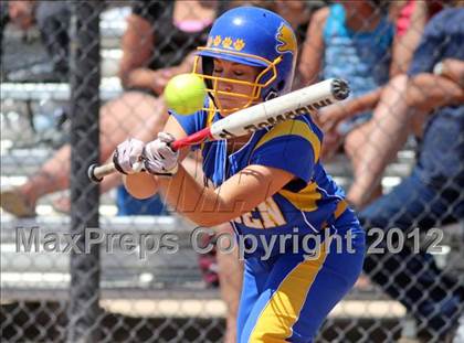 Thumbnail 1 in Linden vs. Hughson (CIF SJS D5 Final) photogallery.