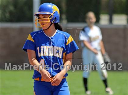 Thumbnail 1 in Linden vs. Hughson (CIF SJS D5 Final) photogallery.