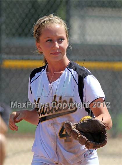 Thumbnail 1 in Linden vs. Hughson (CIF SJS D5 Final) photogallery.