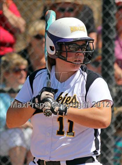 Thumbnail 2 in Linden vs. Hughson (CIF SJS D5 Final) photogallery.