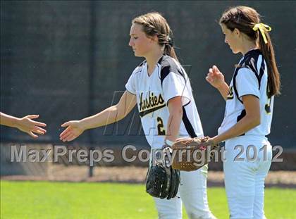 Thumbnail 3 in Linden vs. Hughson (CIF SJS D5 Final) photogallery.