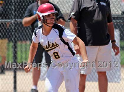 Thumbnail 3 in Linden vs. Hughson (CIF SJS D5 Final) photogallery.
